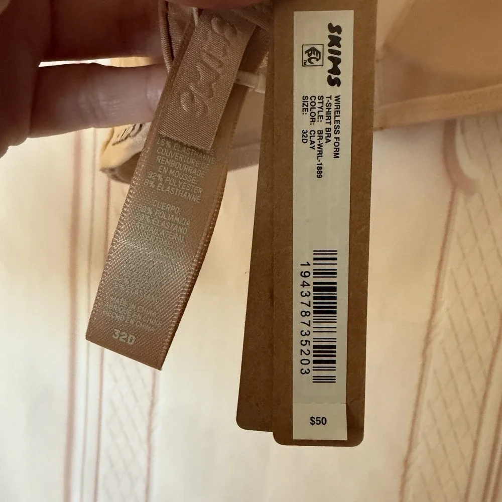 Skims Wireless Form T-Shirt Bra In Clay Size 32D NWT Skims Logo - Picture 4 of 7